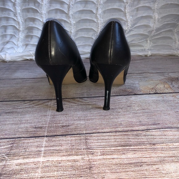 Rampage Brown Point Toe Heel - Picture 4 of 9